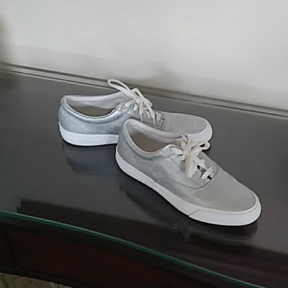Metallic Keds                NWOT - Picture 5 of 6